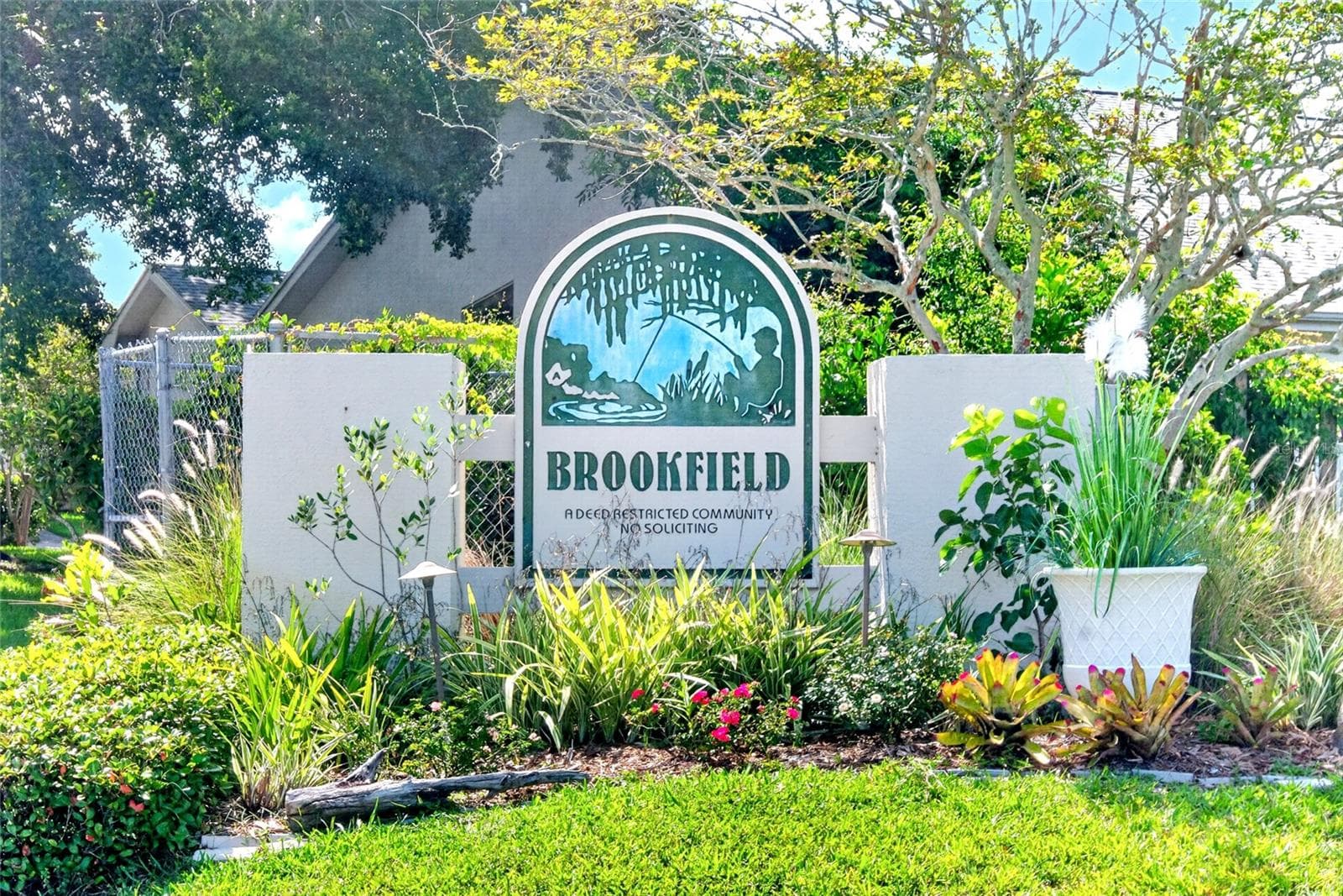 Townhouse at 2524 W BROOK LN, CLEARWATER, photo 47 of 51