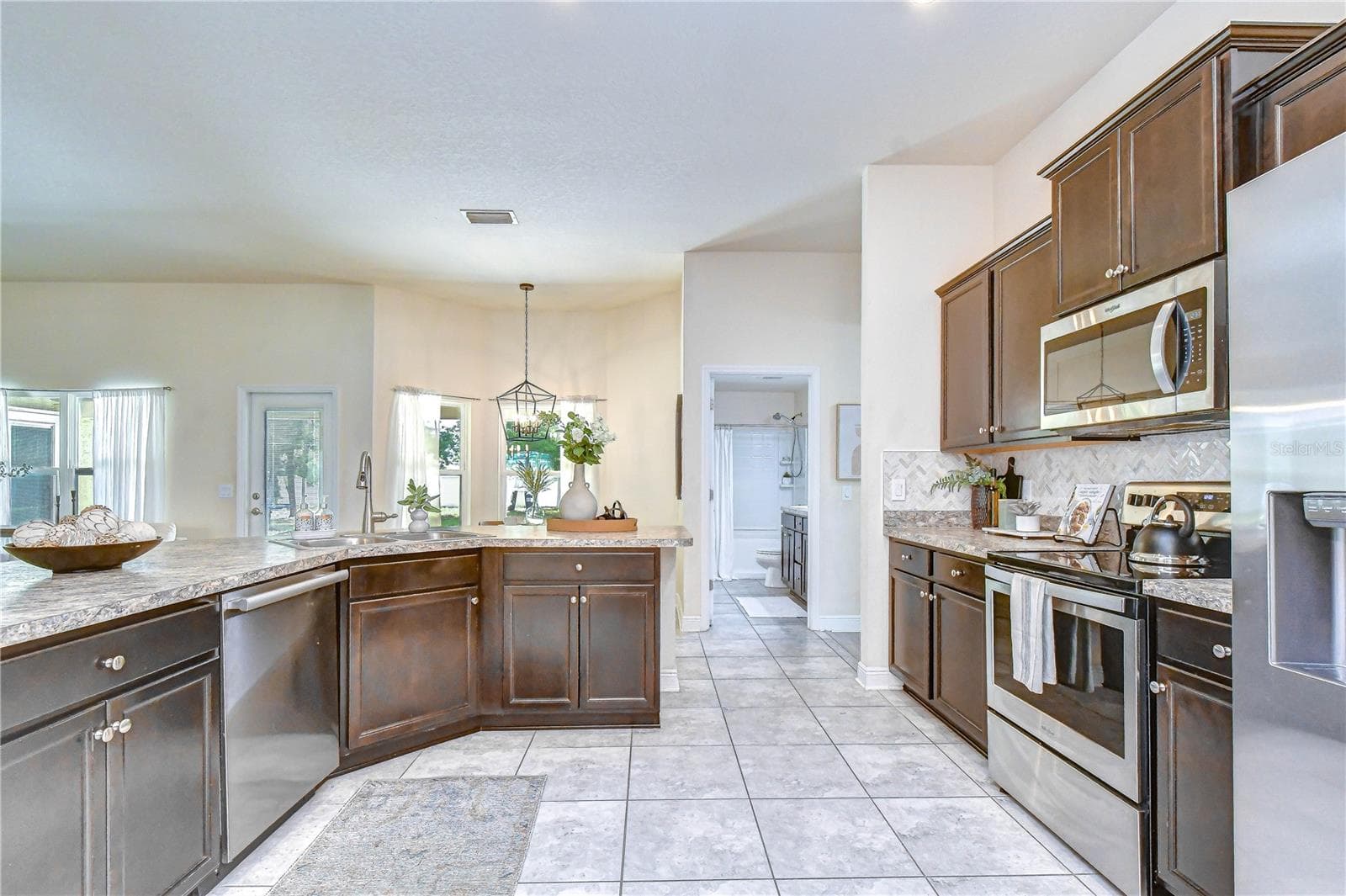 Single Family Residence at 3358 PONYTAIL CT, SPRING HILL, photo 12 of 40