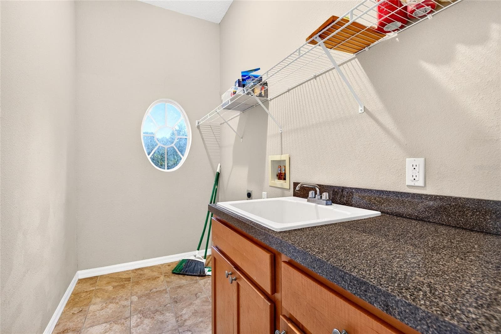 Laundry Room - 14144 NW 141ST AVE, WILLISTON