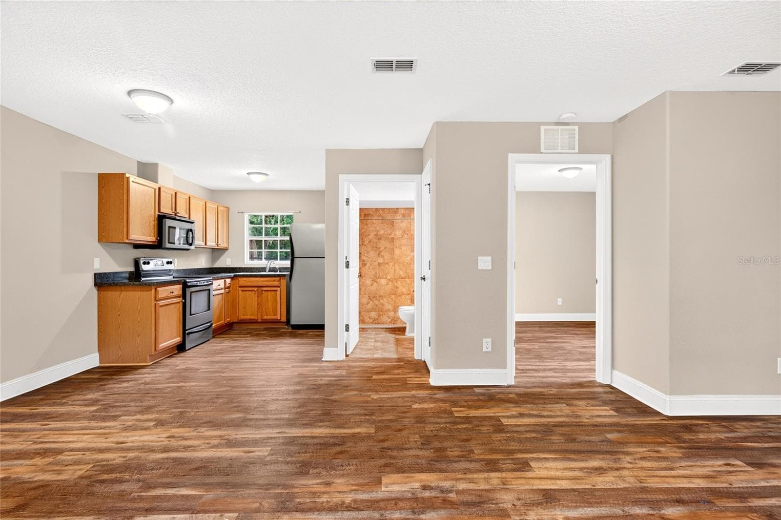 Kitchen - Right Side - 14144 NW 141ST AVE, WILLISTON