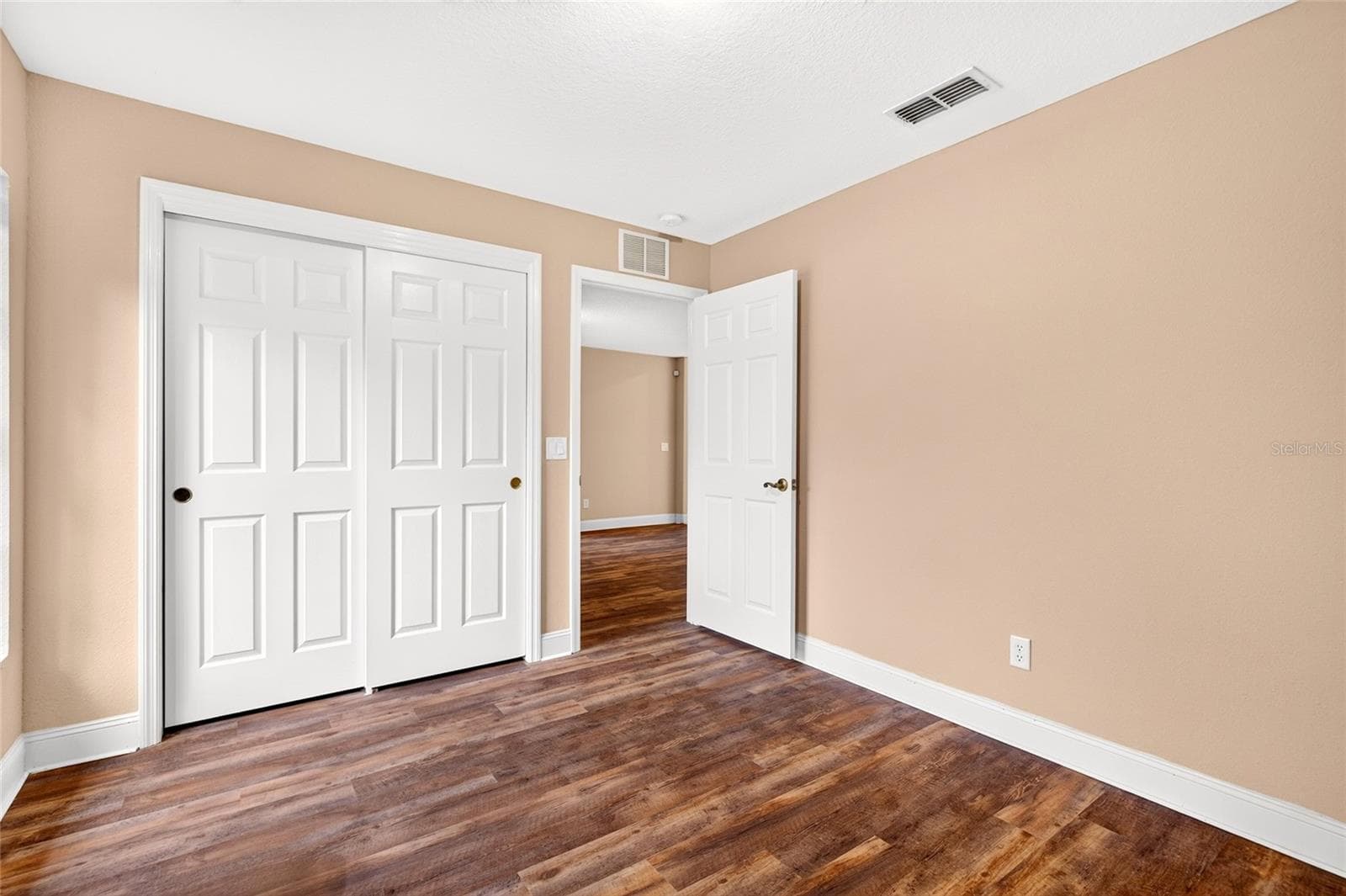 Bedroom - Right Side - 14144 NW 141ST AVE, WILLISTON