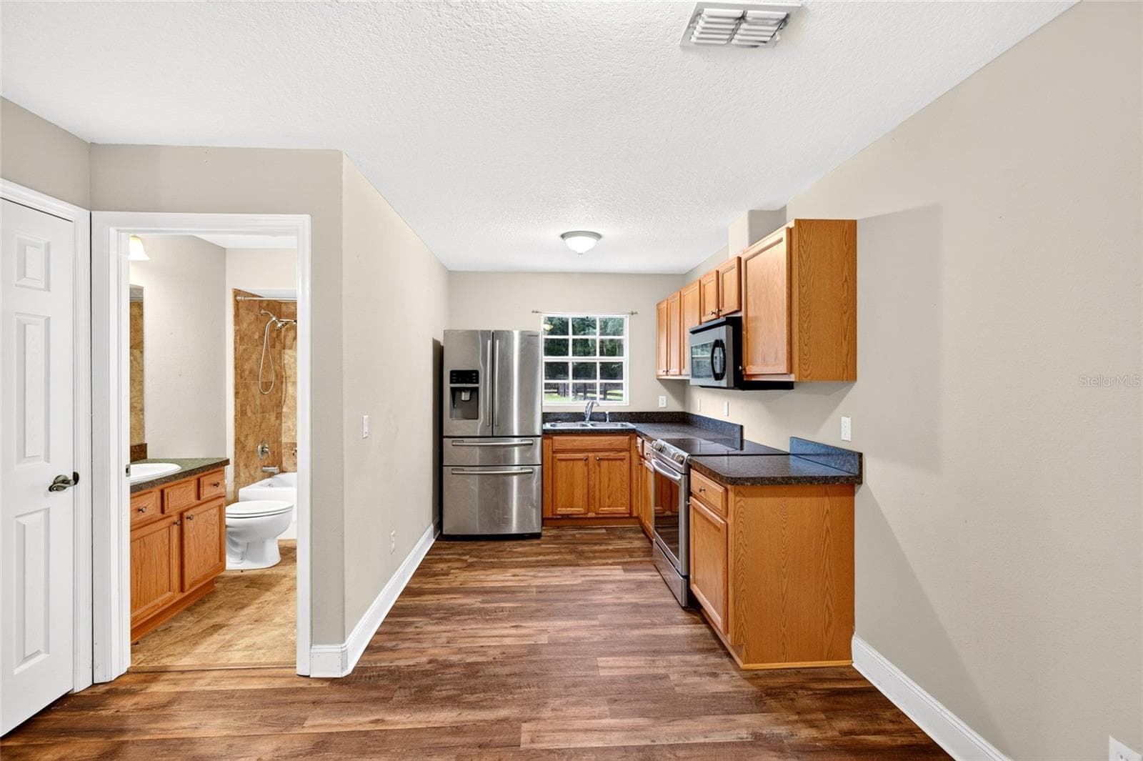 Kitchen/Bathroom - Left Side - 14144 NW 141ST AVE, WILLISTON