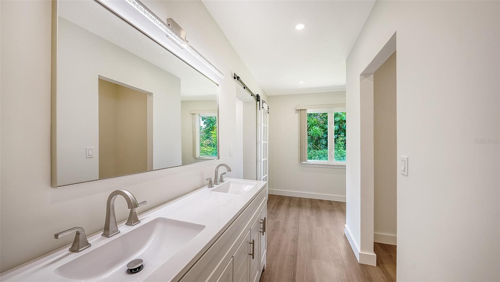 Single Family Residence at 2465 FOSTER LN, SARASOTA, photo 32 of 50