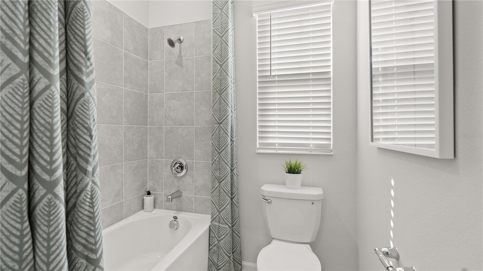 Bath 2 - 6571 EASTWOOD CROSS DR, ORLANDO