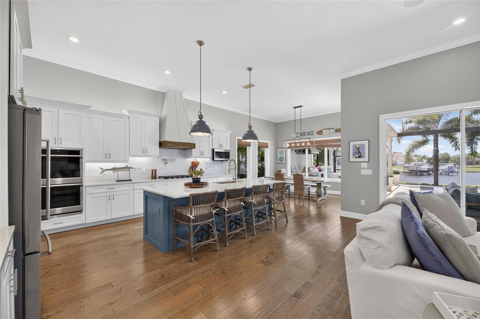 Single Family Residence at 825 MANNS HARBOR DR, APOLLO BEACH, photo 25 of 100