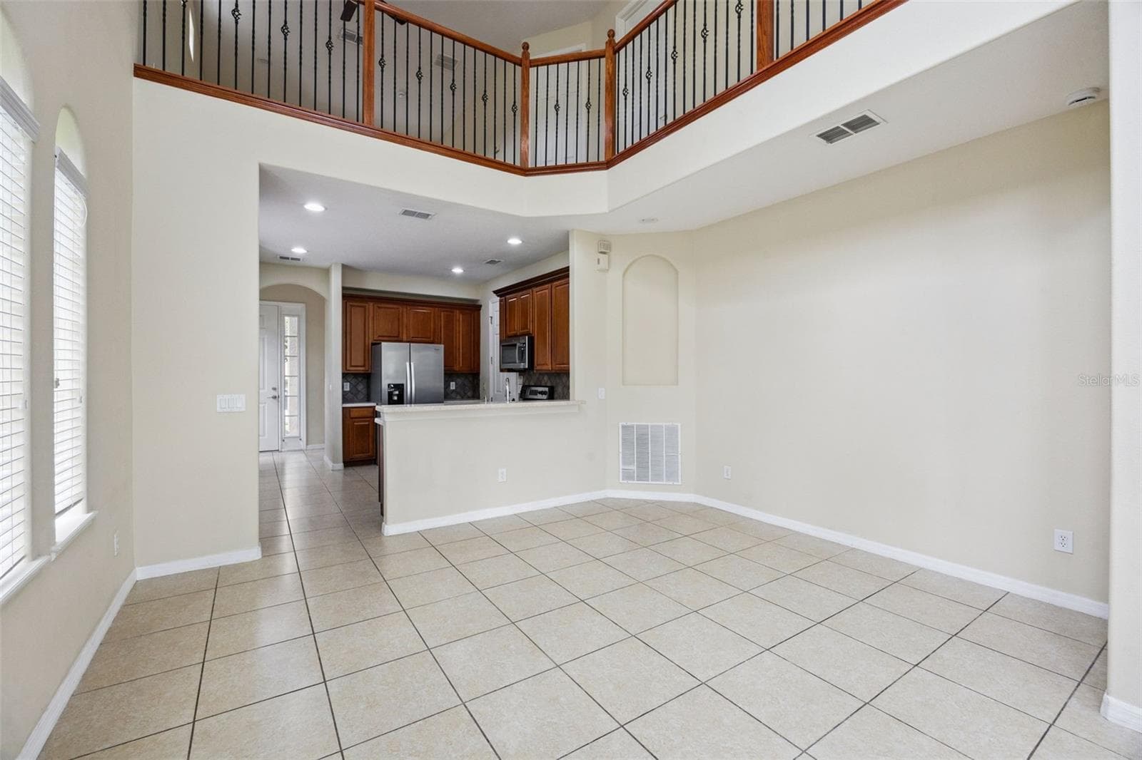 Townhouse at 551 TERRACE SPRING DR, ORLANDO, photo 6 of 41