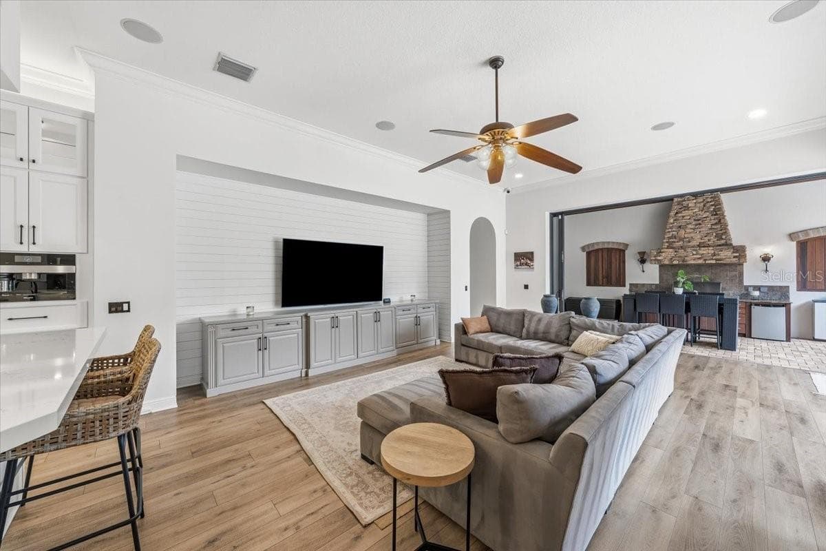 Single Family Residence at 16303 DUNLINDALE DR, LITHIA, photo 21 of 69