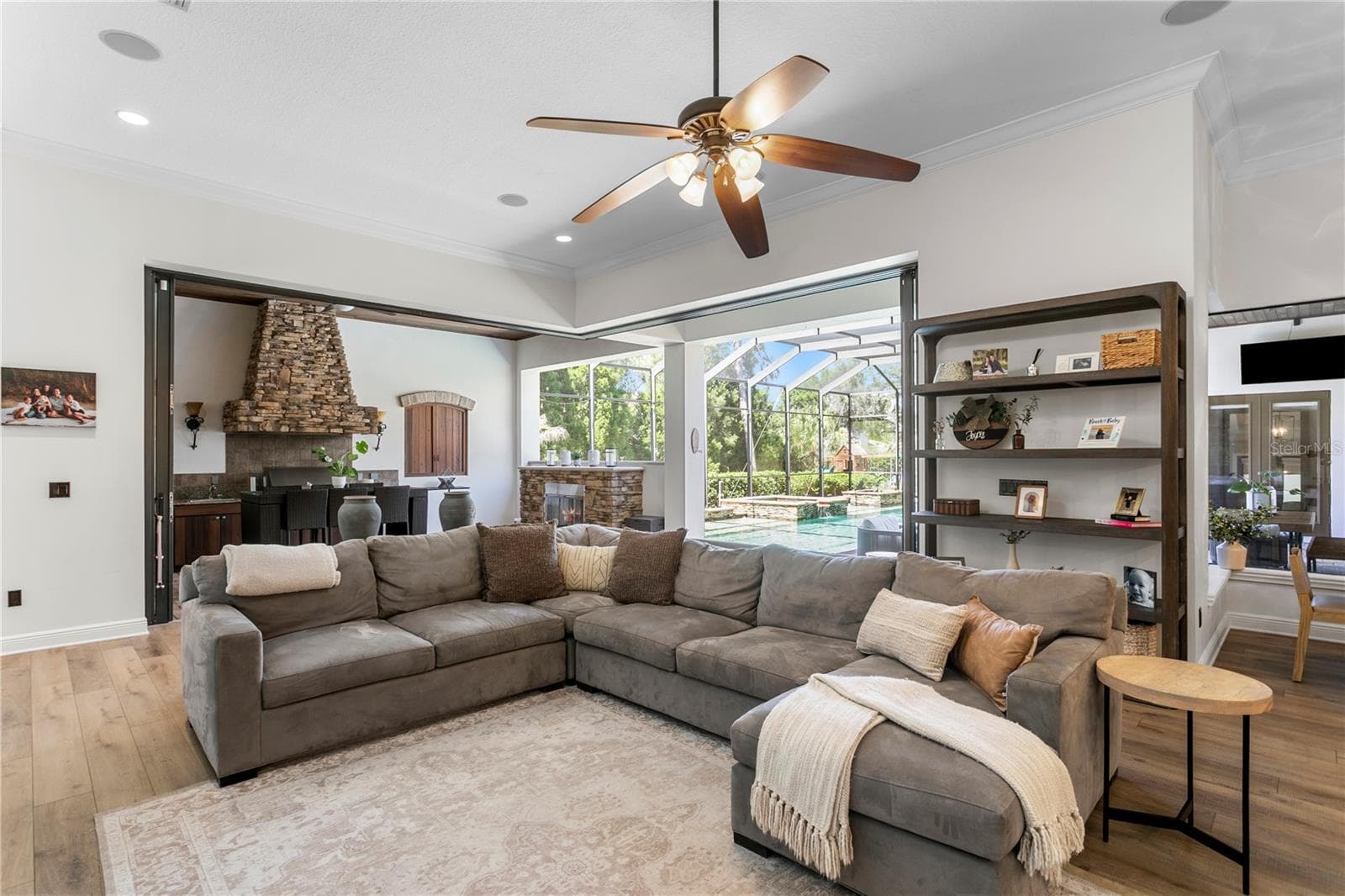 Single Family Residence at 16303 DUNLINDALE DR, LITHIA, photo 23 of 69