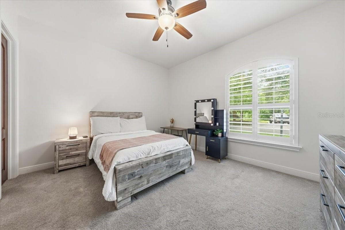Single Family Residence at 16303 DUNLINDALE DR, LITHIA, photo 42 of 69