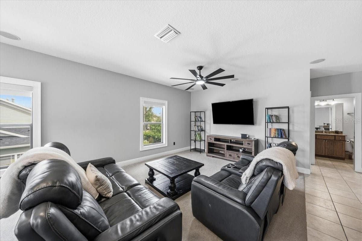 Single Family Residence at 16303 DUNLINDALE DR, LITHIA, photo 51 of 69