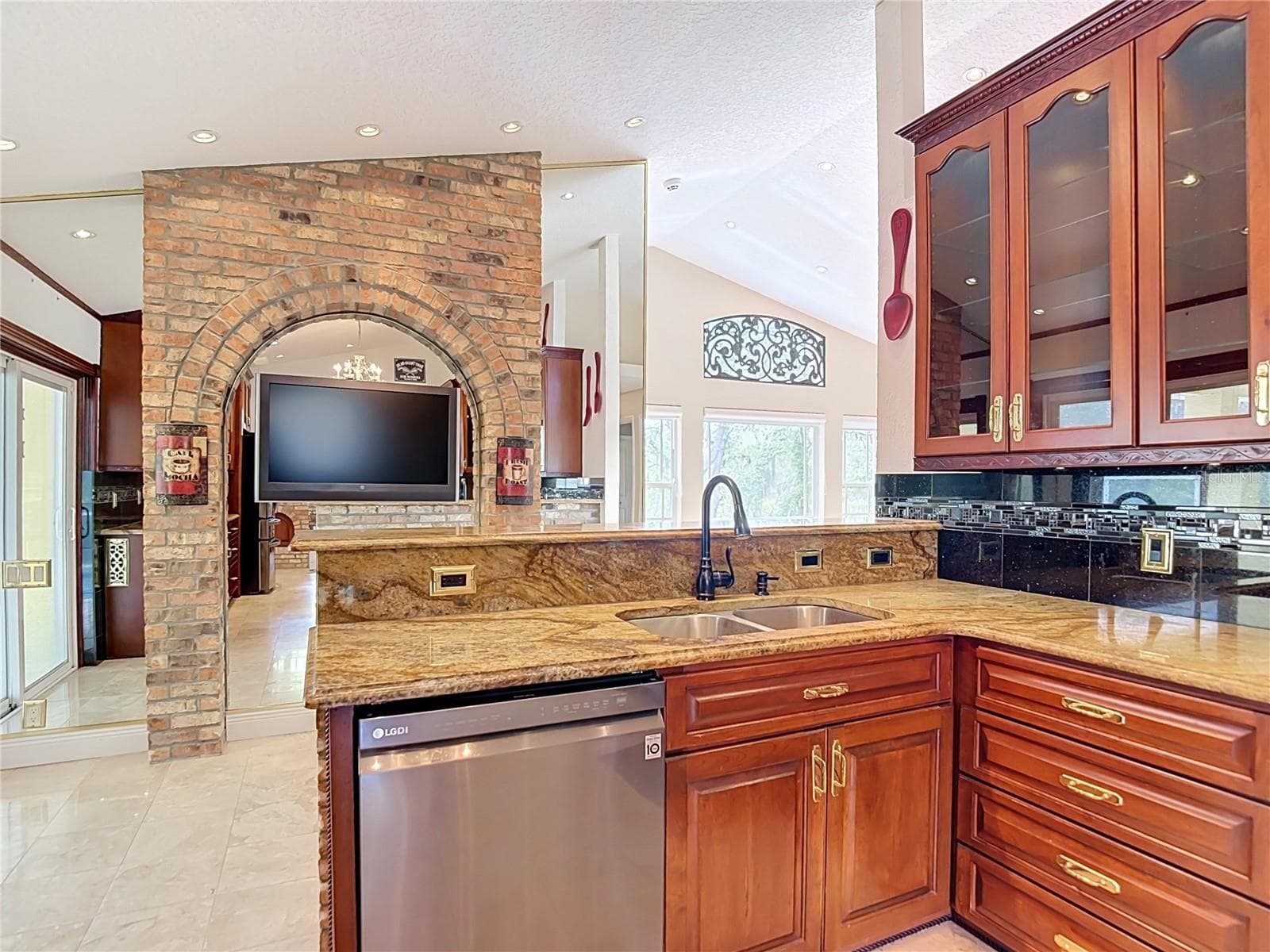 Single Family Residence at 9433 WILDERNESS TRL, WEEKI WACHEE, photo 16 of 42