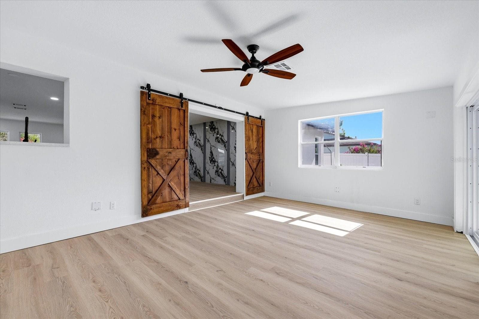 Single Family Residence at 3304 KING RICHARD CT, SEFFNER, photo 15 of 46