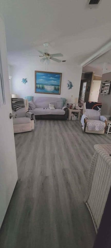Manufactured Home at 5208 5TH B ST E, BRADENTON, photo 15 of 43
