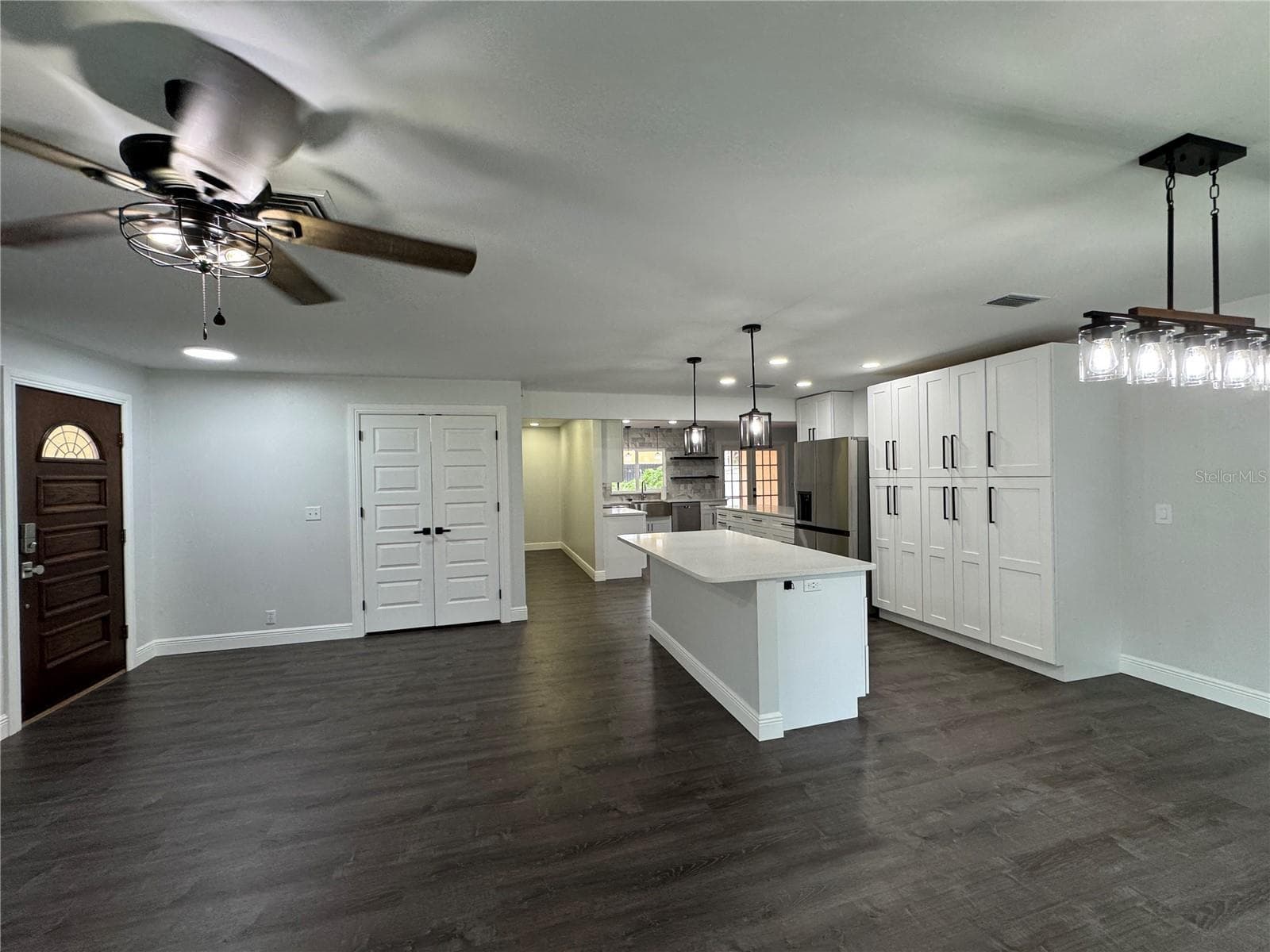 Single Family Residence at 1809 STELLA CT N, LAKELAND, photo 3 of 58