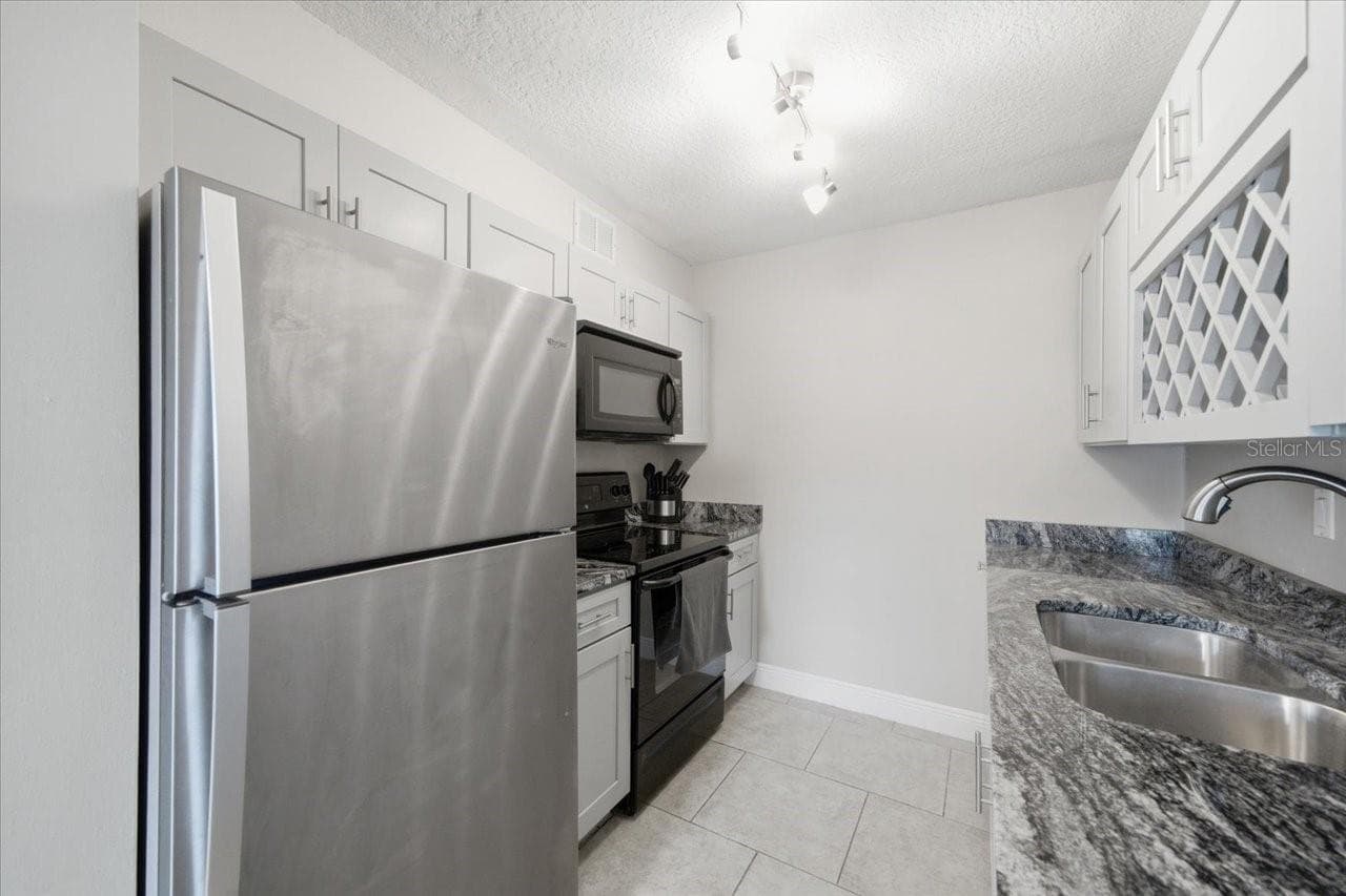 Condominium at 4843 COQUINA KEY DR SE #A, ST PETERSBURG, photo 15 of 79