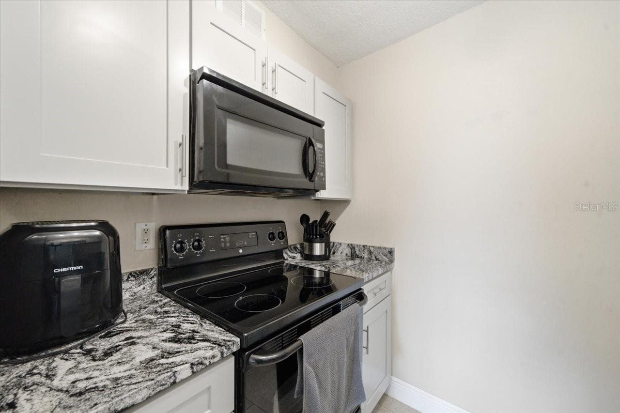 Condominium at 4843 COQUINA KEY DR SE #A, ST PETERSBURG, photo 16 of 79