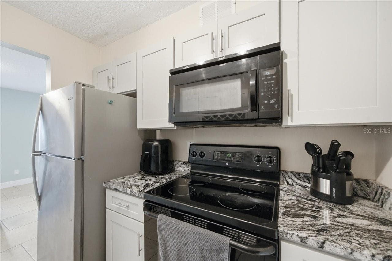 Condominium at 4843 COQUINA KEY DR SE #A, ST PETERSBURG, photo 18 of 79