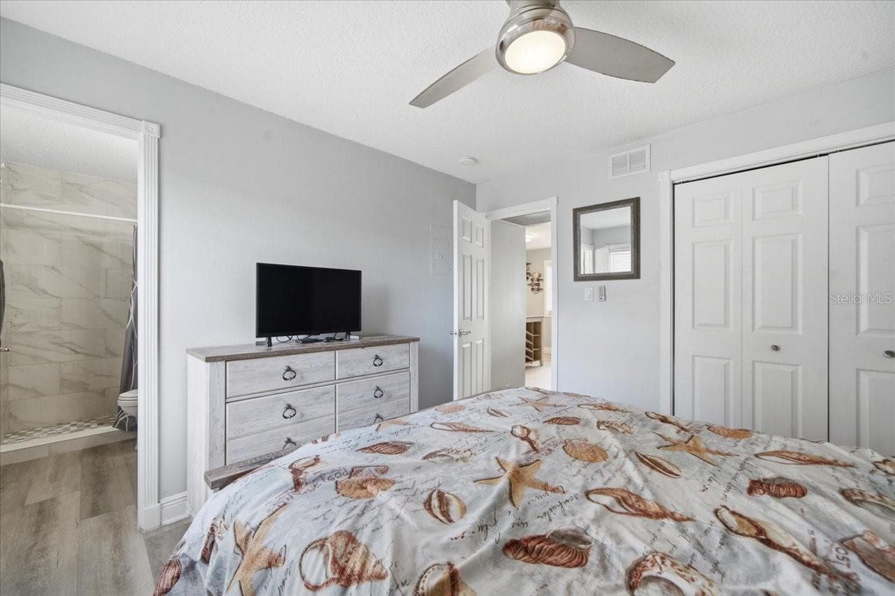 Condominium at 4843 COQUINA KEY DR SE #A, ST PETERSBURG, photo 30 of 79