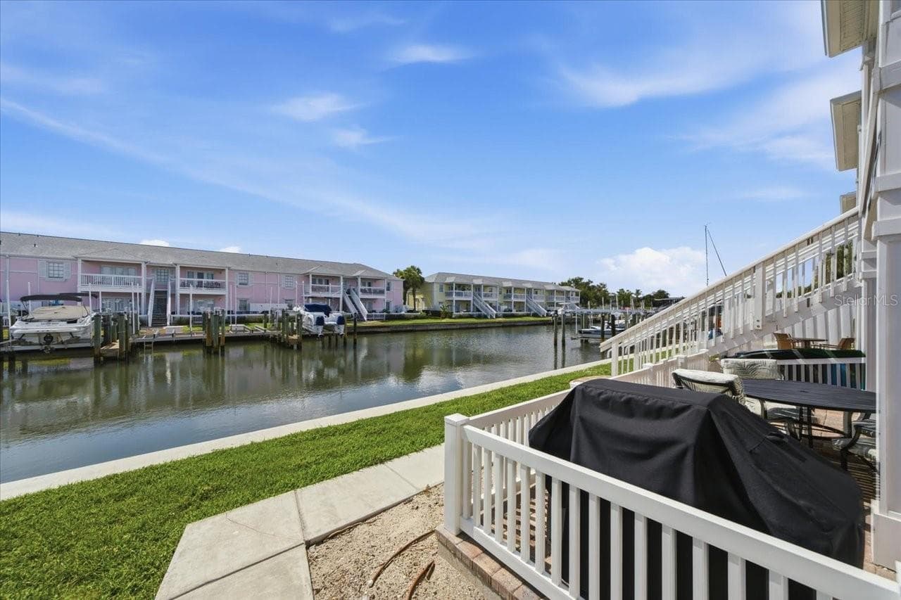 Condominium at 4843 COQUINA KEY DR SE #A, ST PETERSBURG, photo 33 of 79