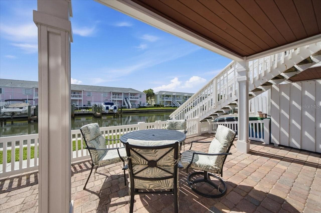 Condominium at 4843 COQUINA KEY DR SE #A, ST PETERSBURG, photo 39 of 79
