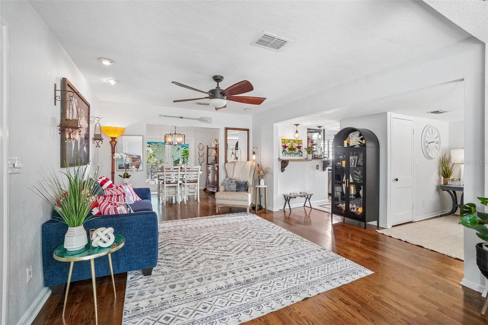 Single Family Residence at 1204 E PARK CIR, TAMPA, photo 21 of 70