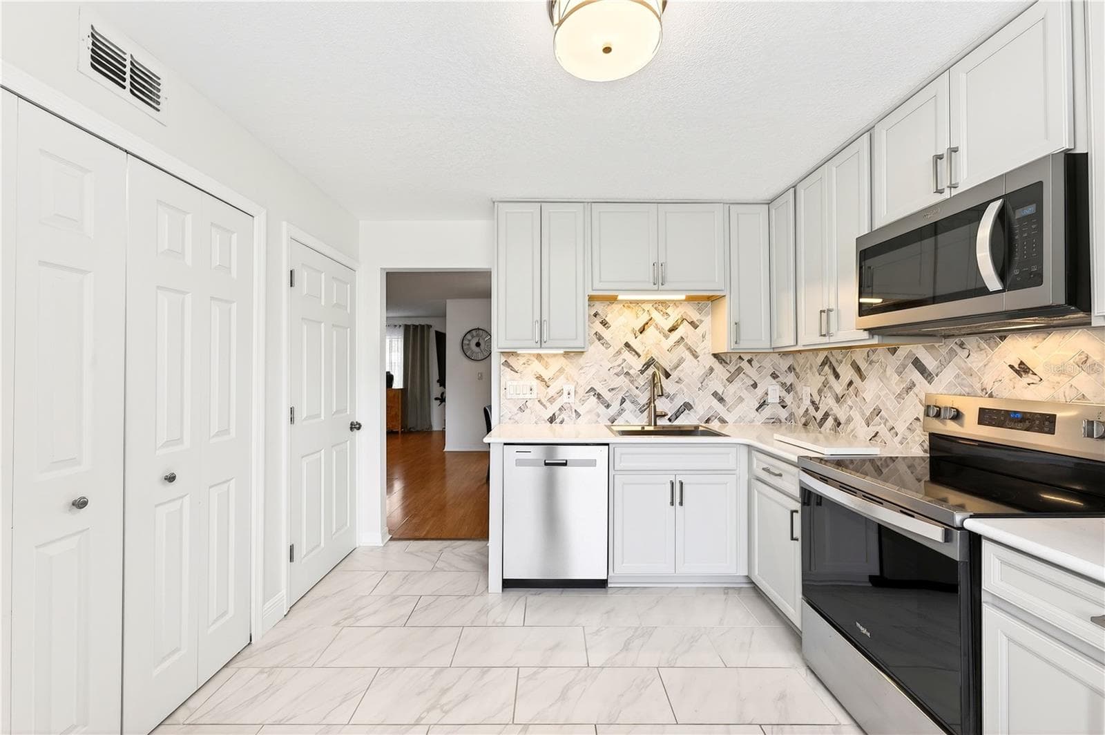 Kitchen - 1st floor - 2218 MCMAHON CT #1038, ORLANDO