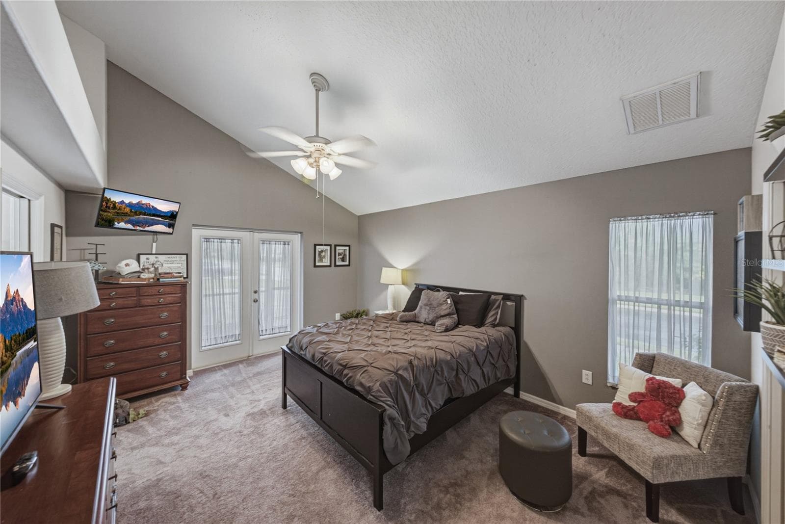 Primary bedroom - 2024 LARKSPUR CT, TRINITY