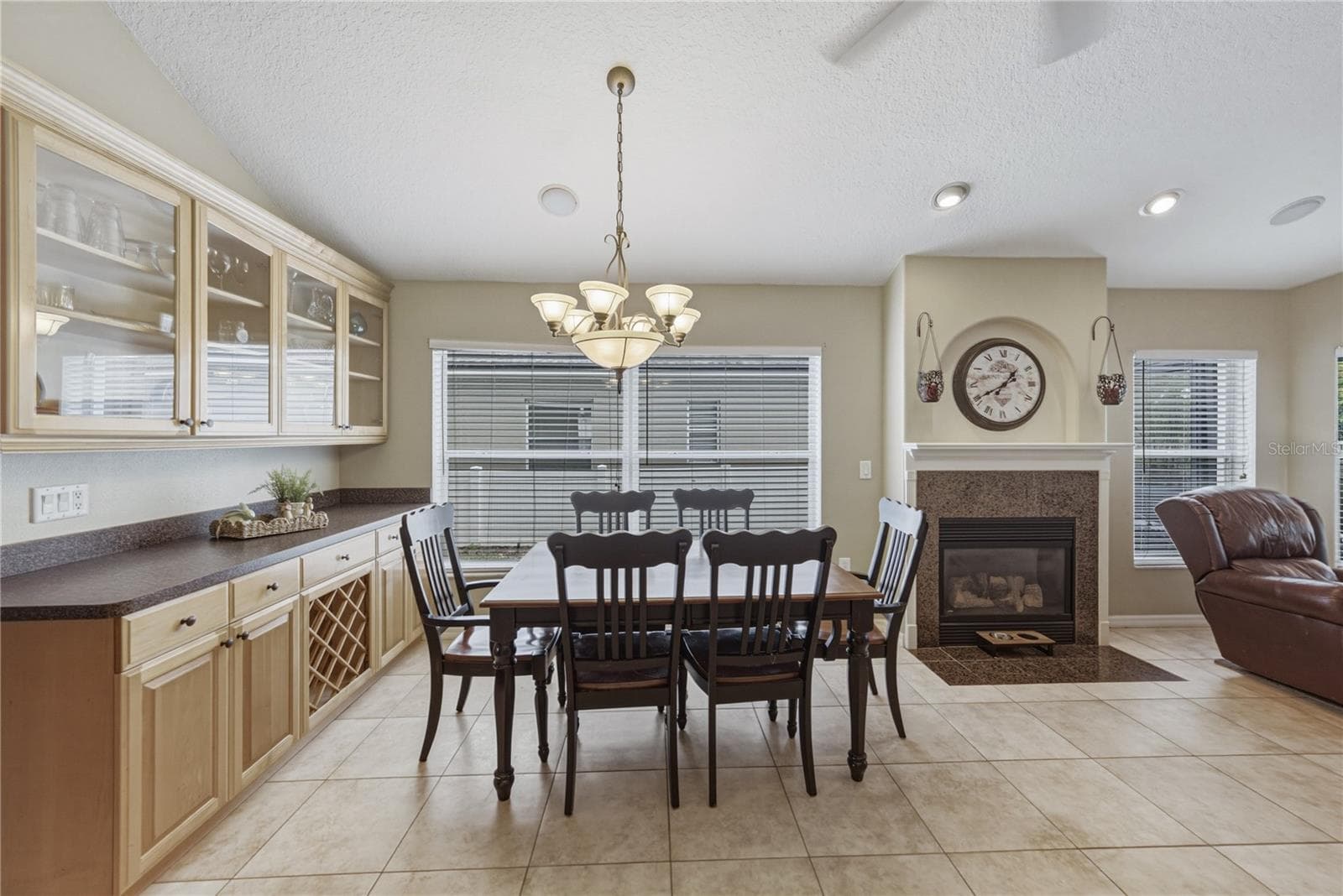 Dining room - 2024 LARKSPUR CT, TRINITY