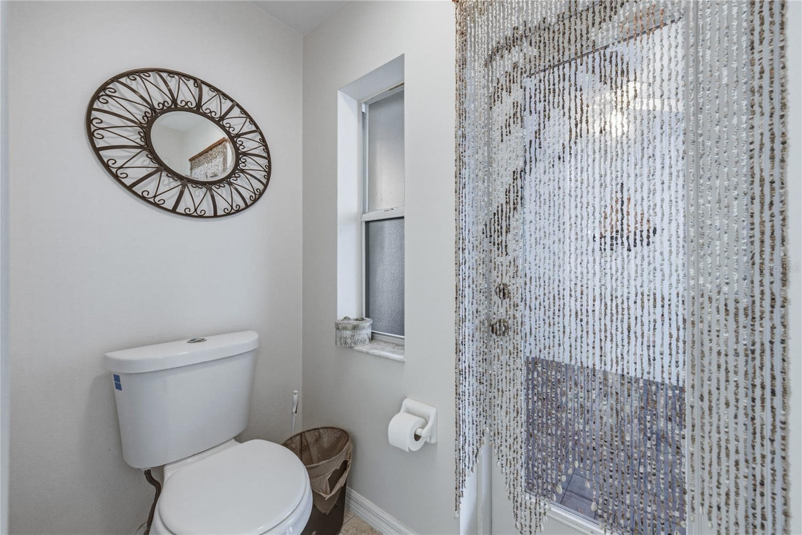 Primary water closet - 2024 LARKSPUR CT, TRINITY