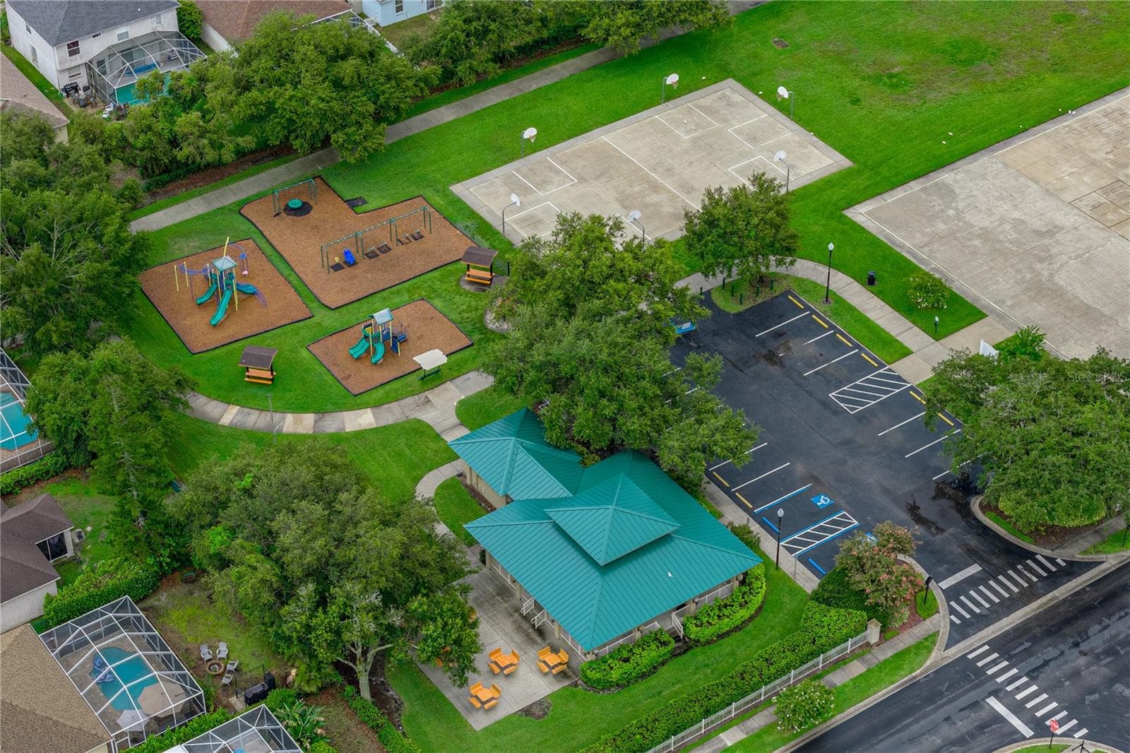 Fox Wood community center and playground - 2024 LARKSPUR CT, TRINITY