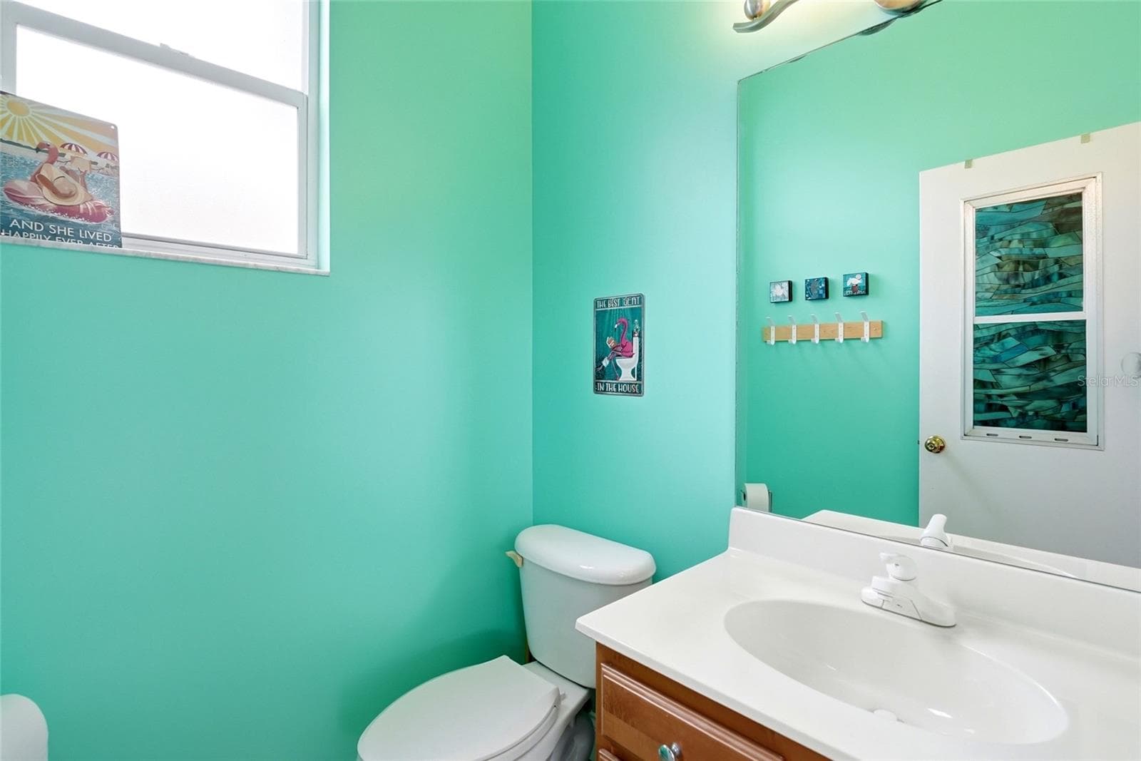 Single Family Residence at 1246 DARLINGTON OAK CIR NE, ST PETERSBURG, photo 65 of 79