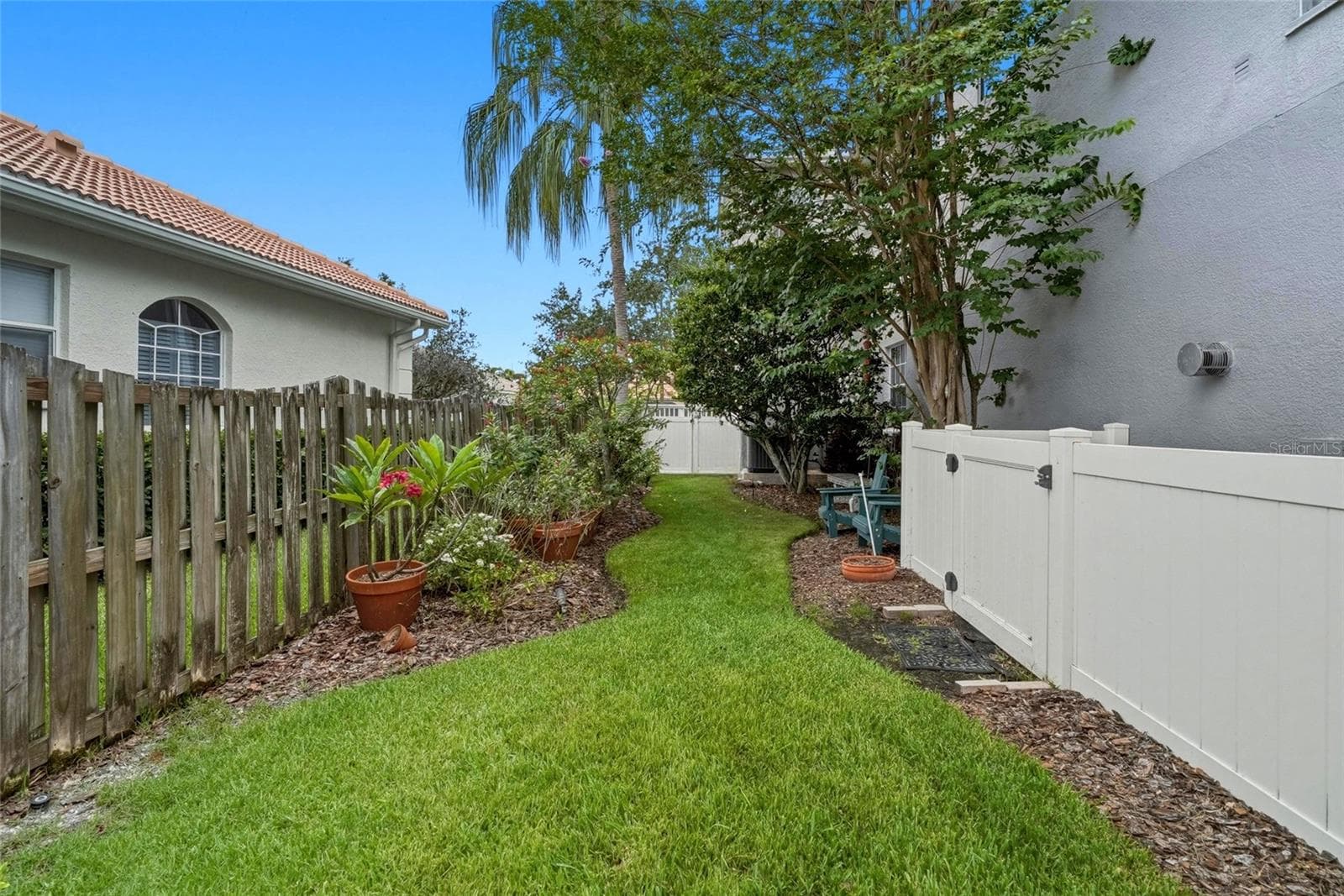 Single Family Residence at 1246 DARLINGTON OAK CIR NE, ST PETERSBURG, photo 70 of 79