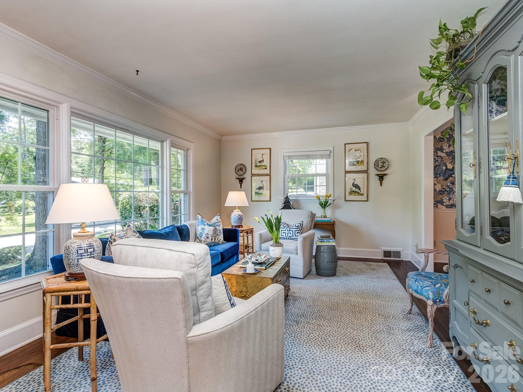Formal living room - Charlotte