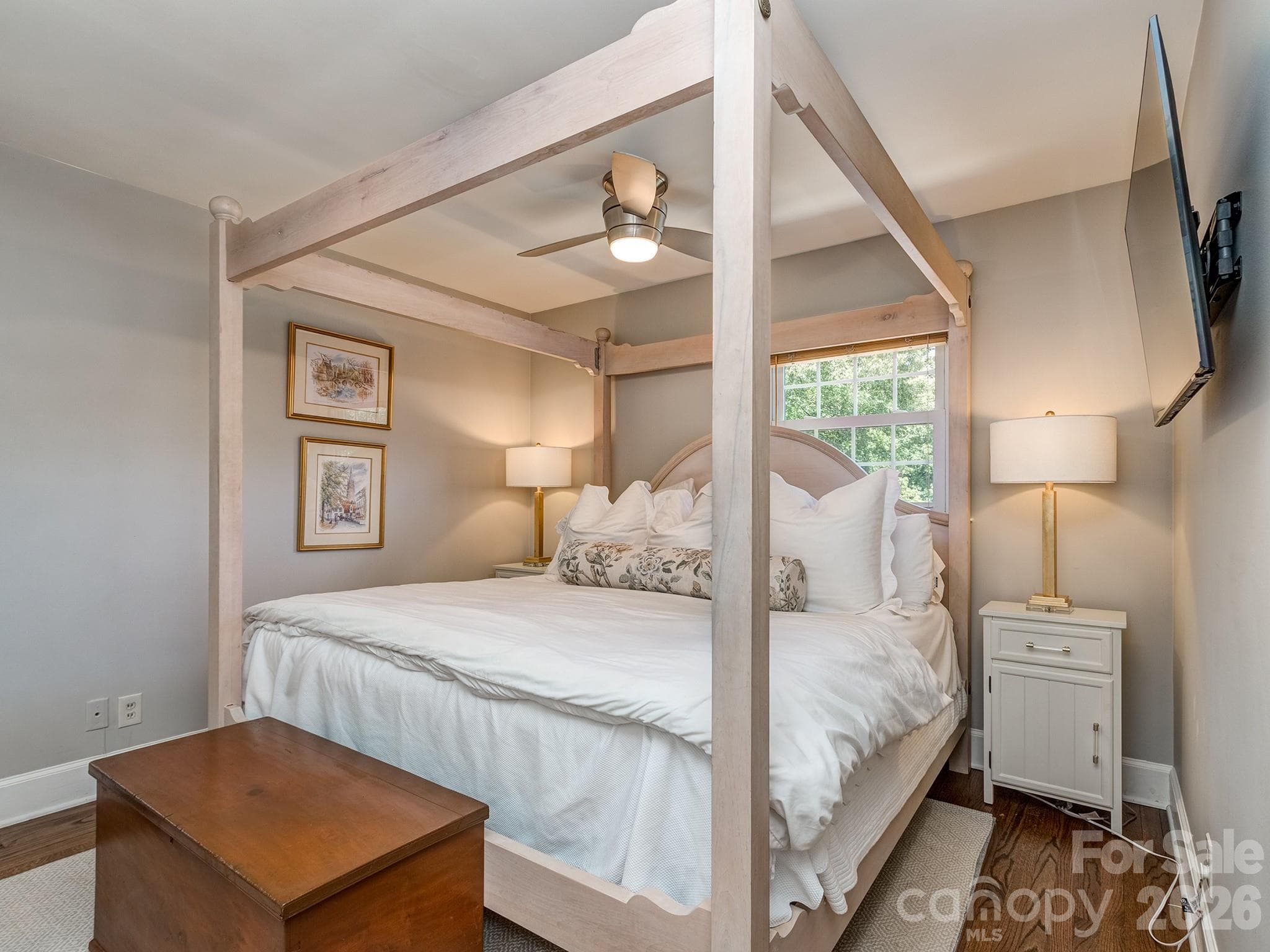 Primary bedroom - Charlotte