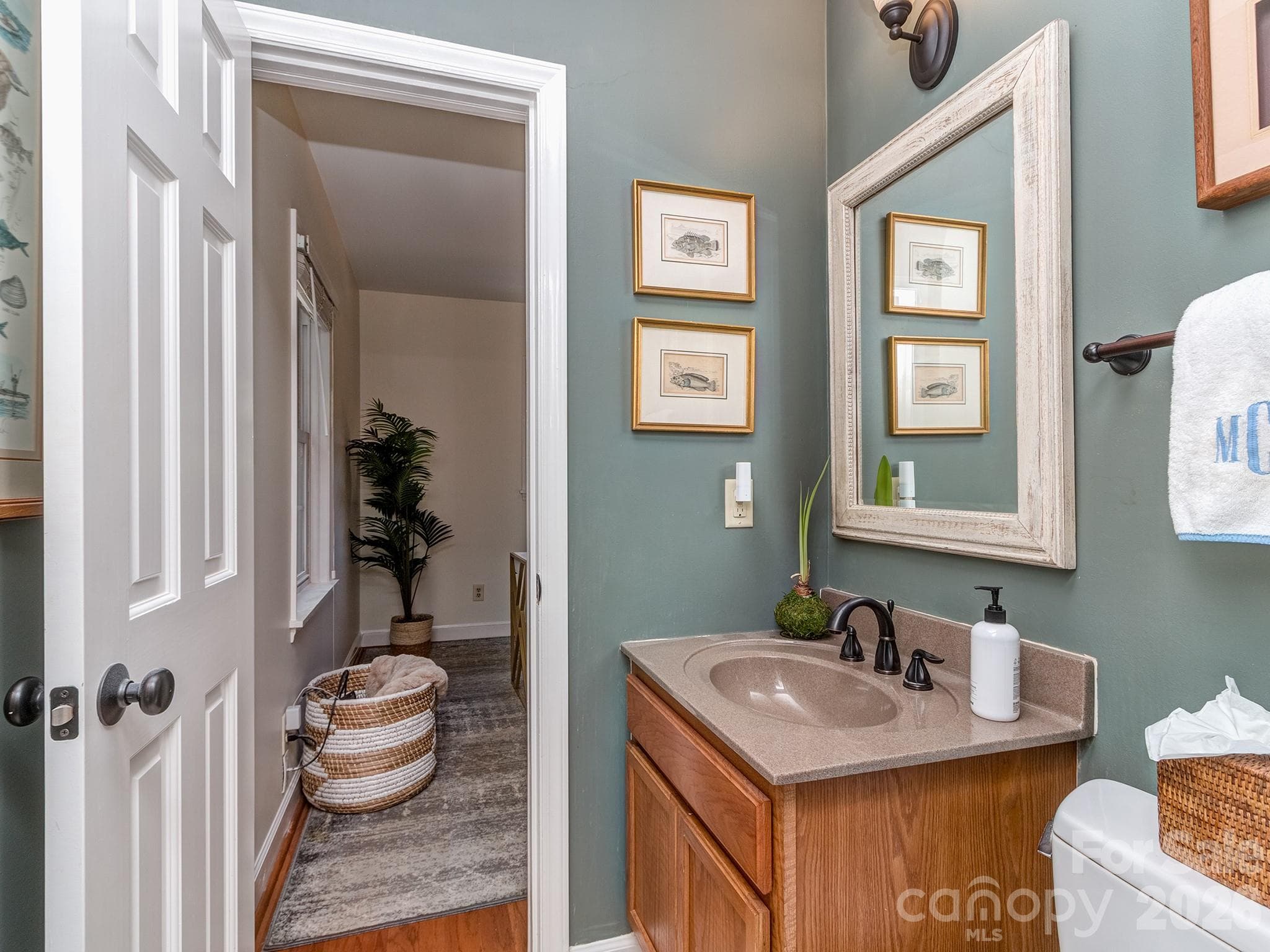 Half bath - Charlotte
