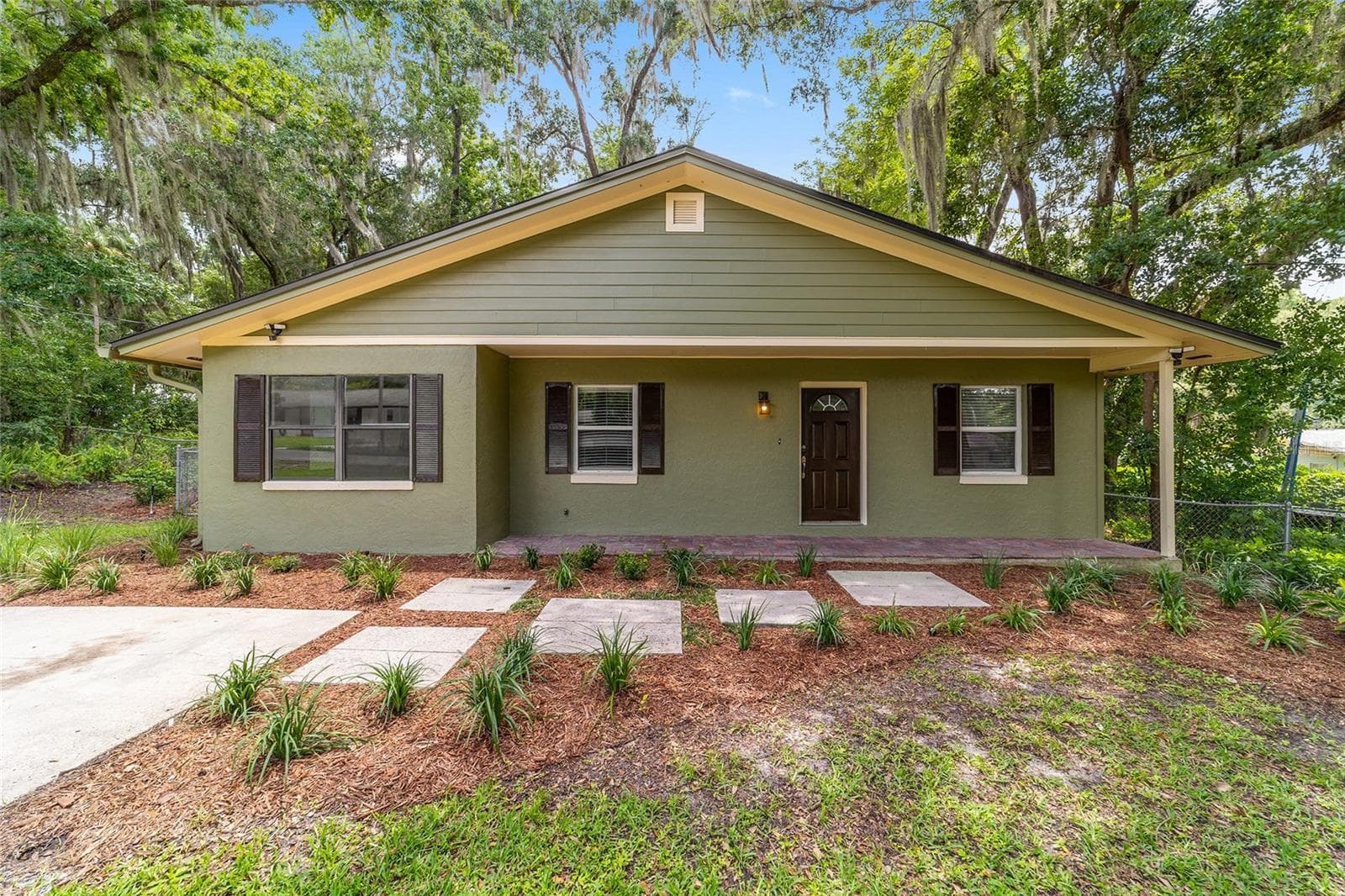 755 SE 29TH TER