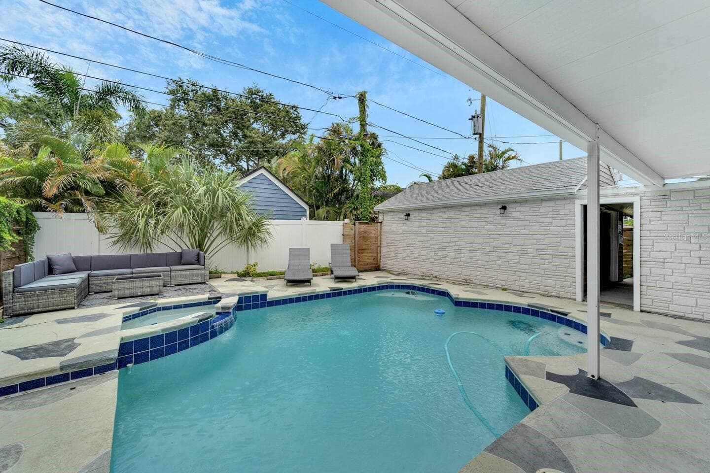 Single Family Residence at 2219 16TH ST N, ST PETERSBURG, photo 4 of 30