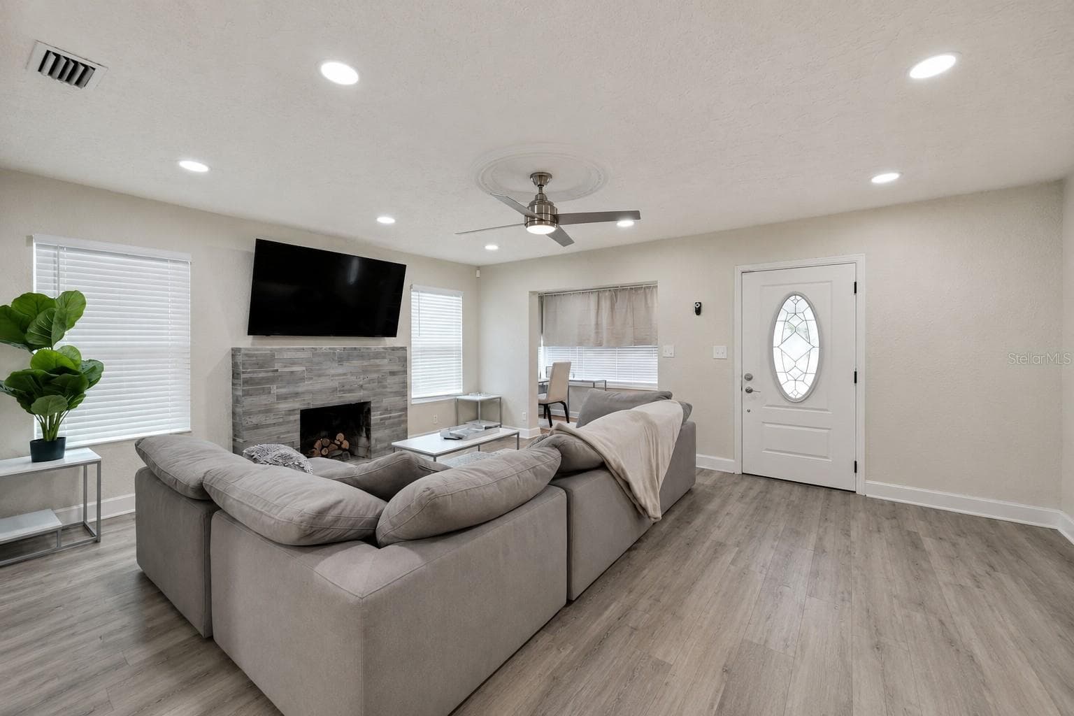Single Family Residence at 2219 16TH ST N, ST PETERSBURG, photo 5 of 30