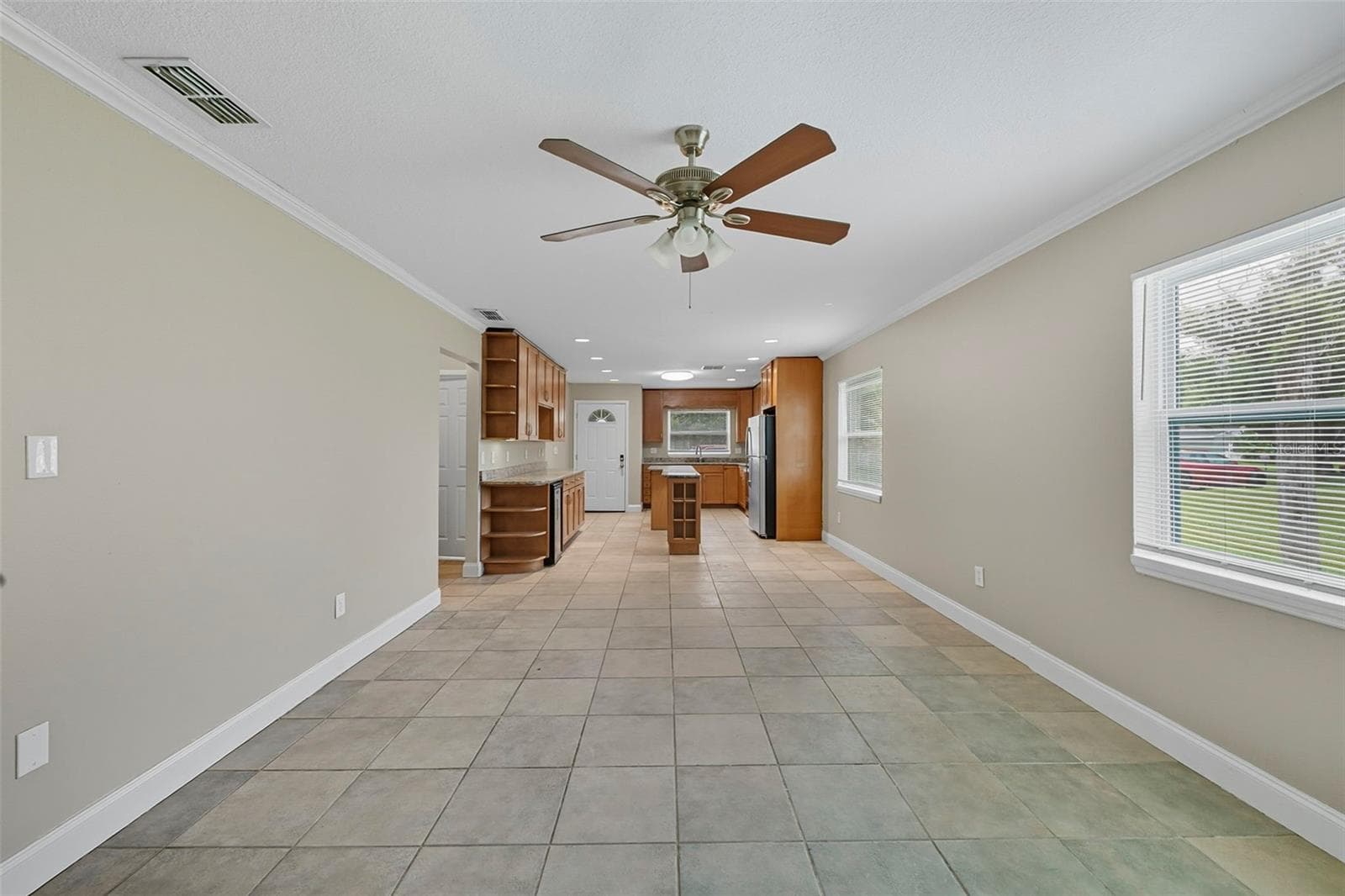 Single Family Residence at 28042 LOIS DR, TAVARES, photo 16 of 46