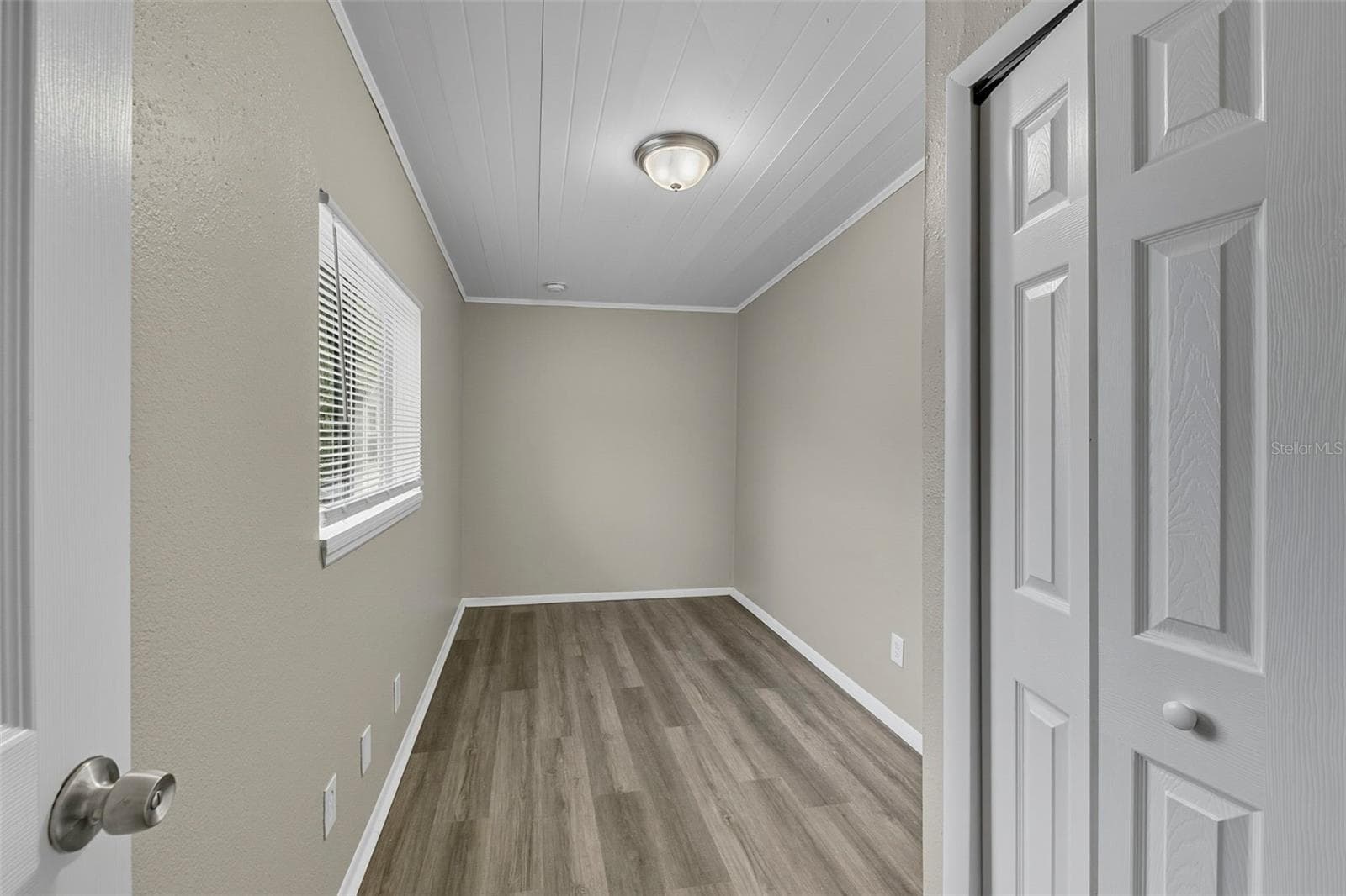 Single Family Residence at 28042 LOIS DR, TAVARES, photo 20 of 46