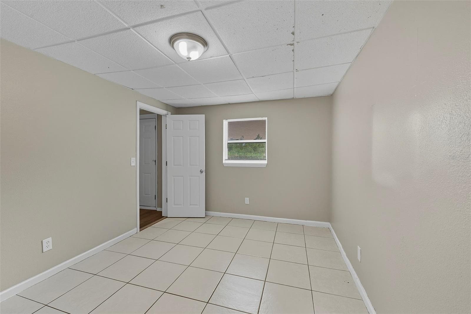 Single Family Residence at 28042 LOIS DR, TAVARES, photo 26 of 46