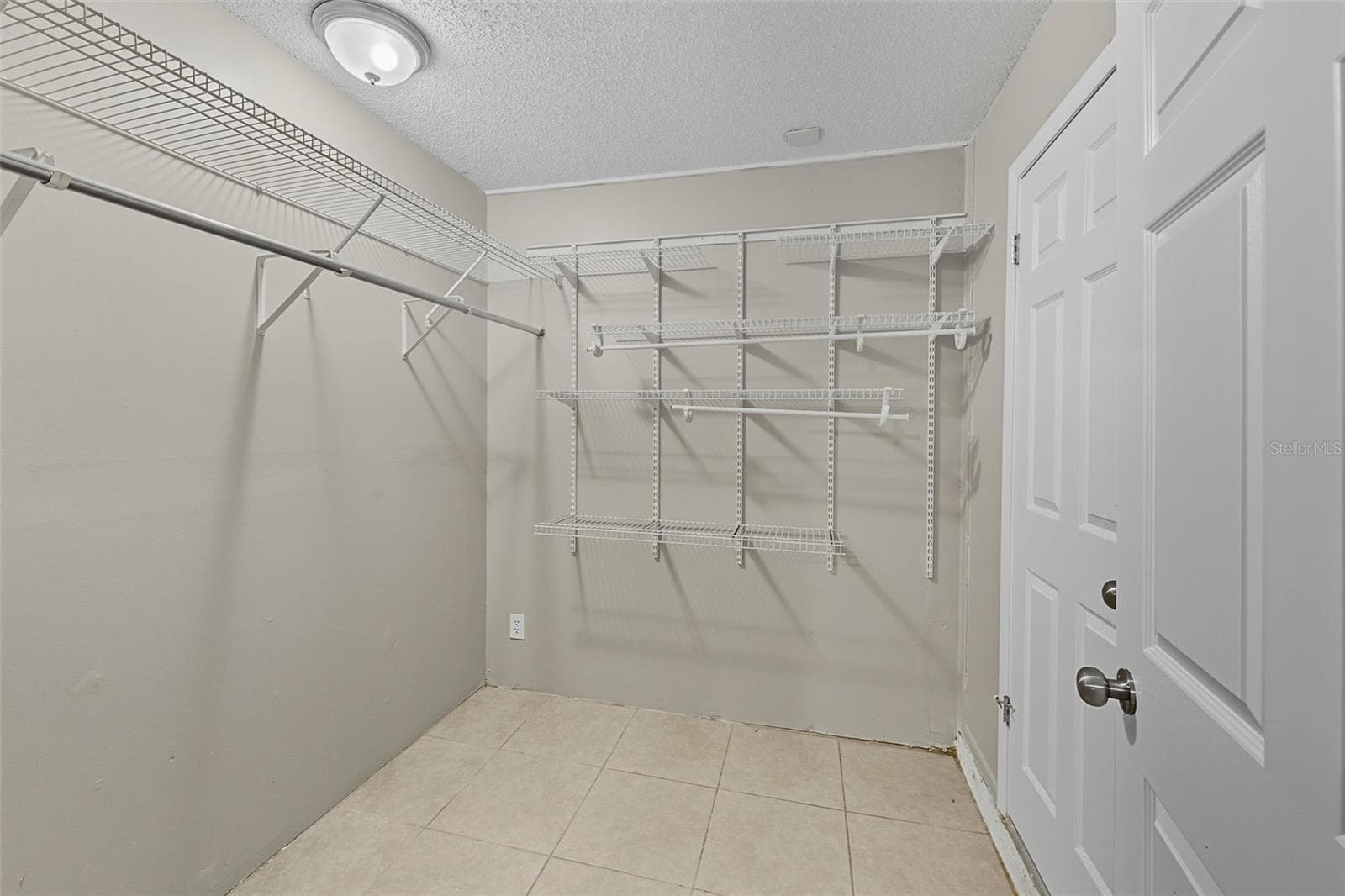 Single Family Residence at 28042 LOIS DR, TAVARES, photo 36 of 46