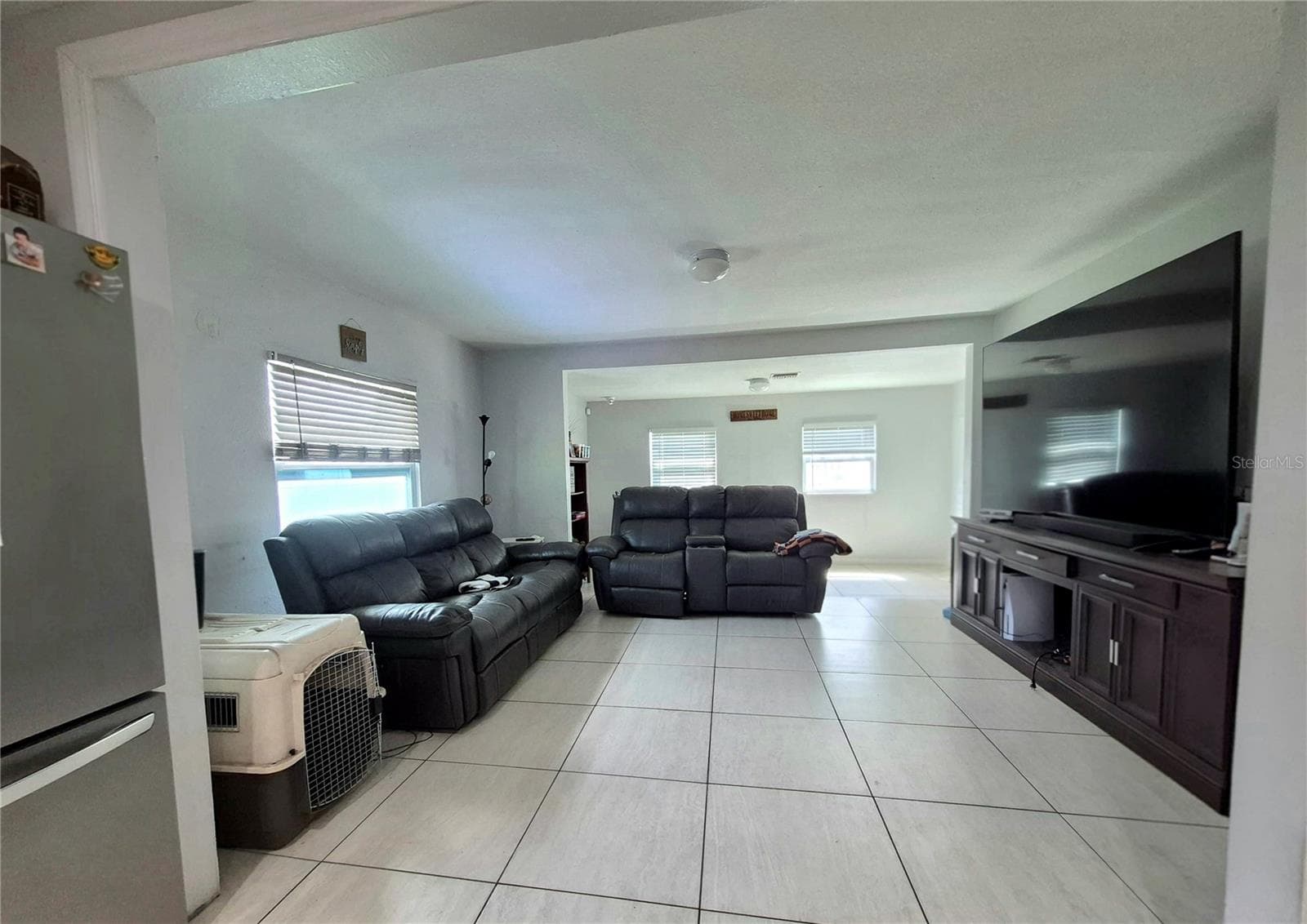 Single Family Residence at 709 E 119TH AVE, TAMPA, photo 5 of 23