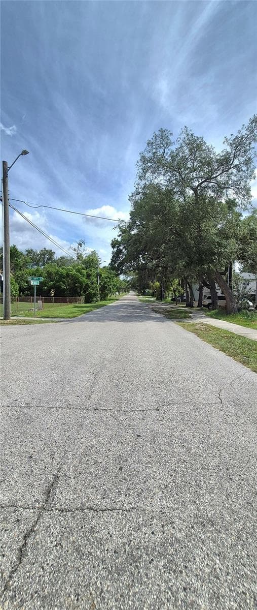 Single Family Residence at 709 E 119TH AVE, TAMPA, photo 22 of 23
