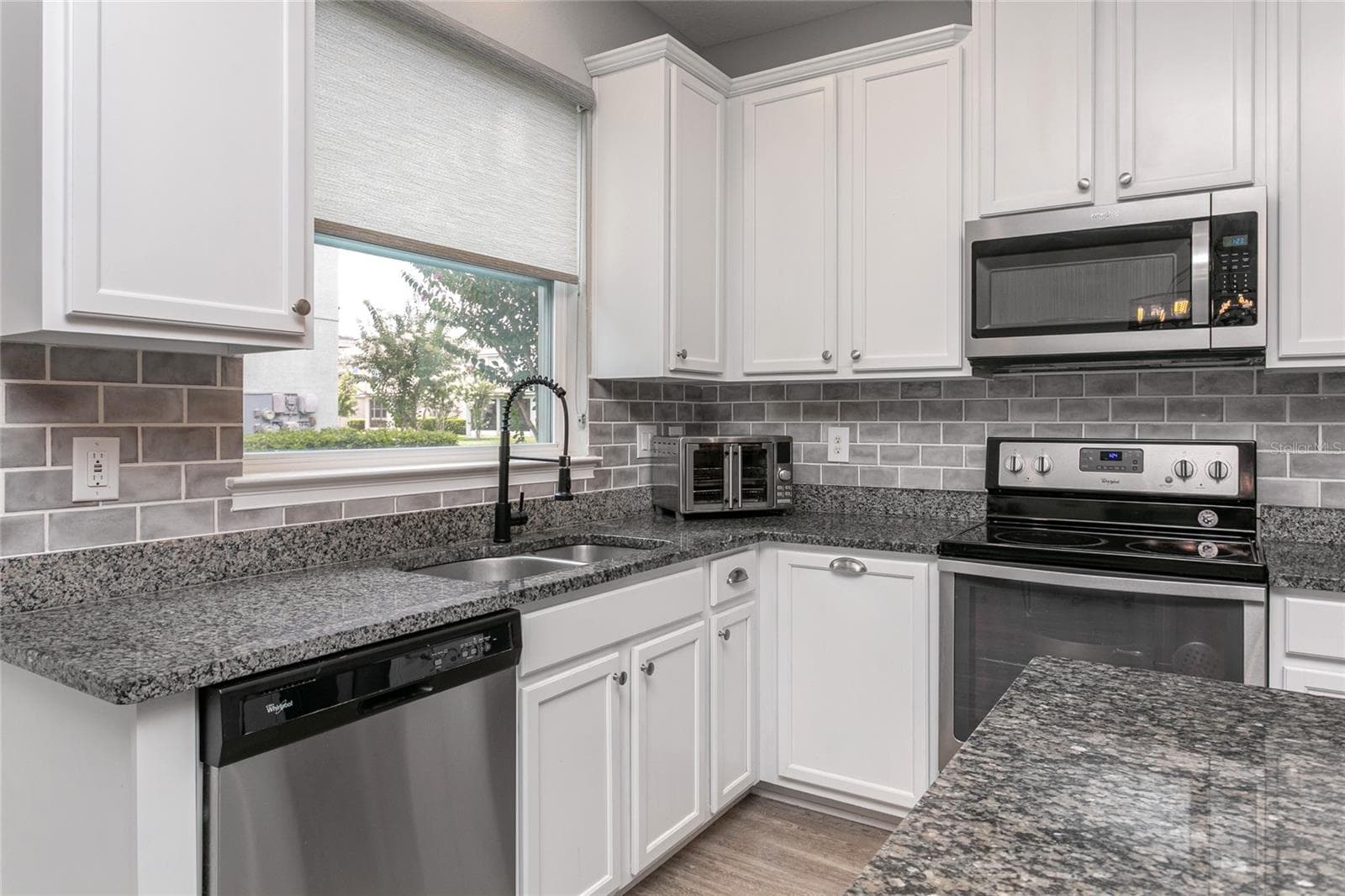 Townhouse at 5038 SUNNYSIDE LN, BRADENTON, photo 17 of 55