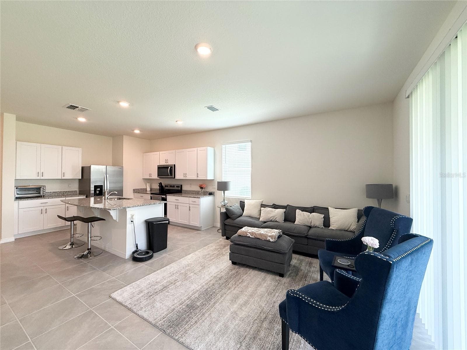 Living room/kitchen - 1503 ISLETA LOOP, KISSIMMEE