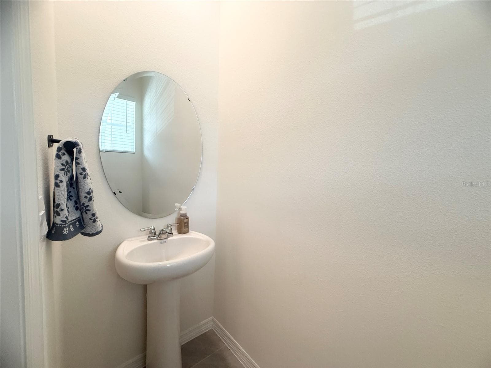Powder room - 1503 ISLETA LOOP, KISSIMMEE