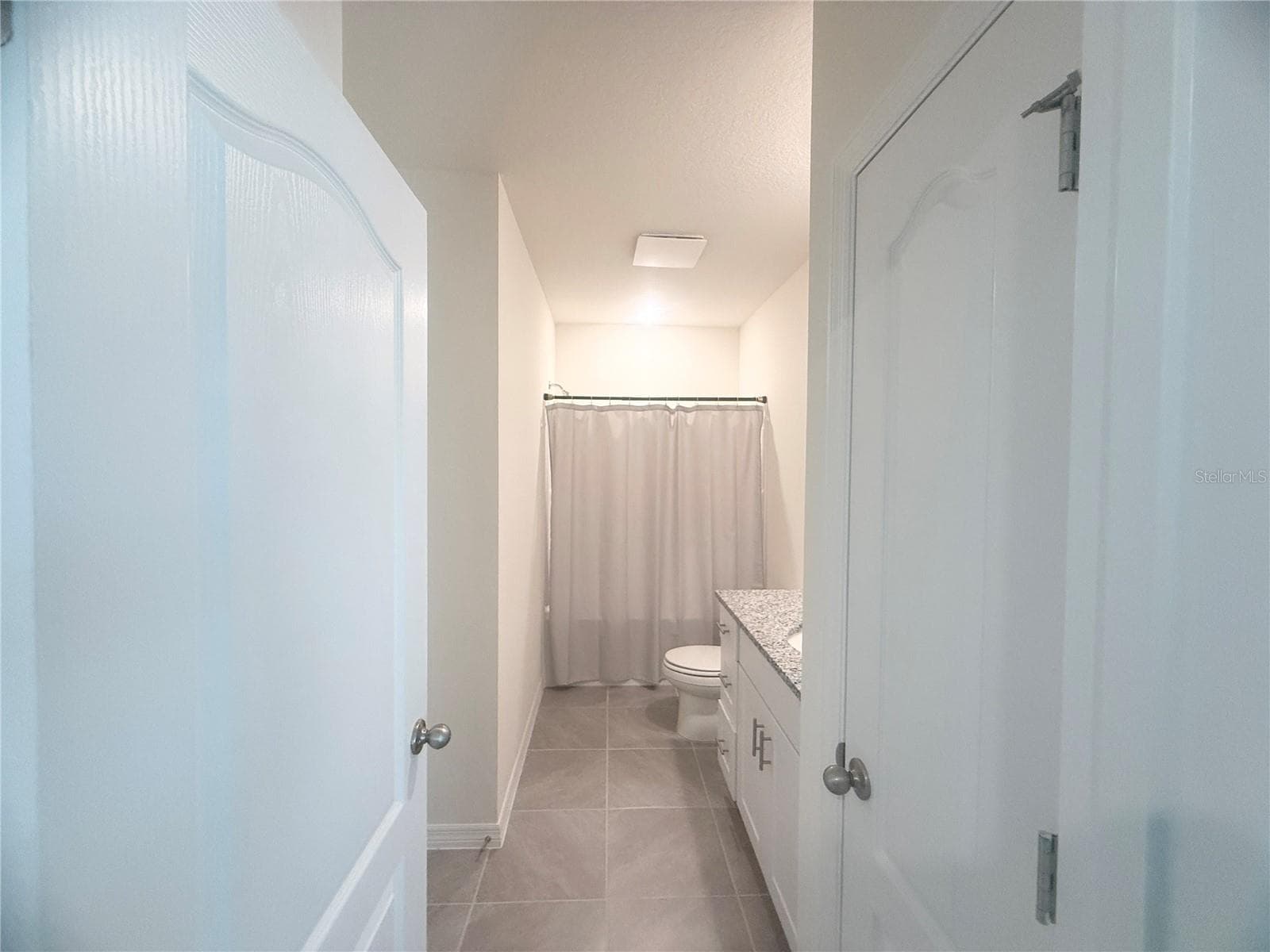 Jack and Jill bathroom - 1503 ISLETA LOOP, KISSIMMEE