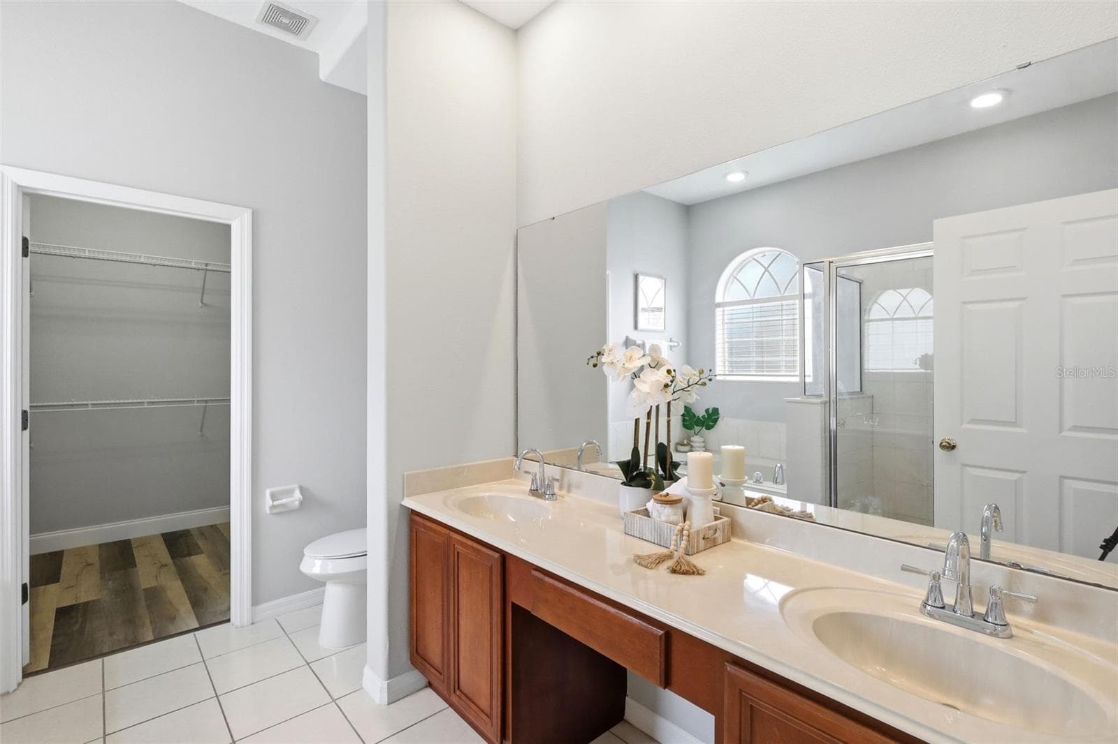 Single Family Residence at 2555 SAND ARBOR CIR, ORLANDO, photo 10 of 45