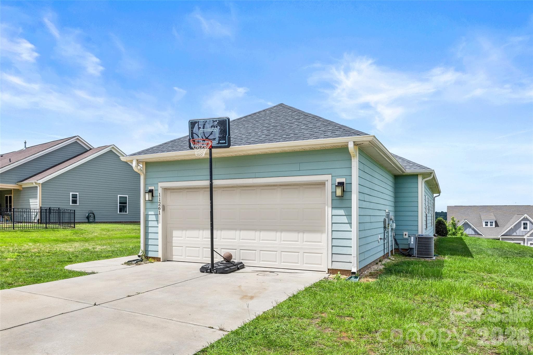 Single Family Residence at 11261 Island View Lane, Lancaster, photo 32 of 46
